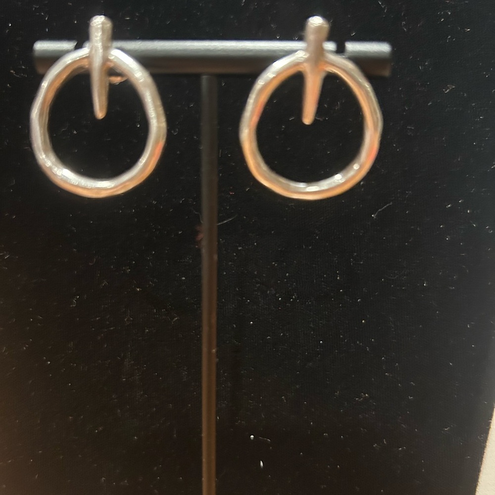 Uno de 50 Silver Hoop Earrings